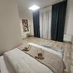 Apartment Kompletne Vybaveny S Loznici V Centru U Divadla #homevibes50 Pardubice