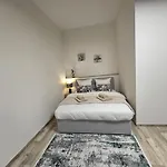Kompletne Vybaveny S Loznici V Centru U Divadla #homevibes50 * Pardubice