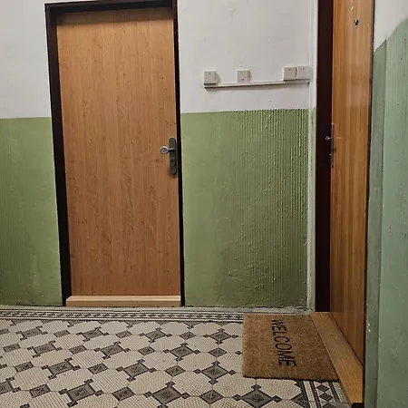 Kompletne Vybaveny S Loznici V Centru U Divadla #homevibes50 דירה פארדוביצה