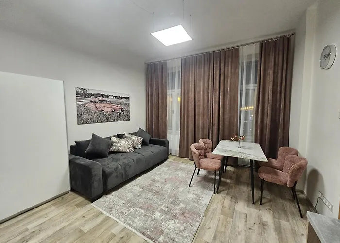 Kompletne Vybaveny S Loznici V Centru U Divadla #homevibes50 公寓
