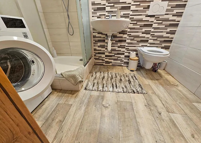 Lägenhet Kompletne Vybaveny S Loznici V Centru U Divadla #homevibes50 Pardubice